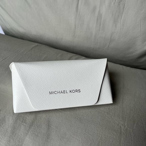 Michael Kors Sunglasses! - Picture 3 of 6